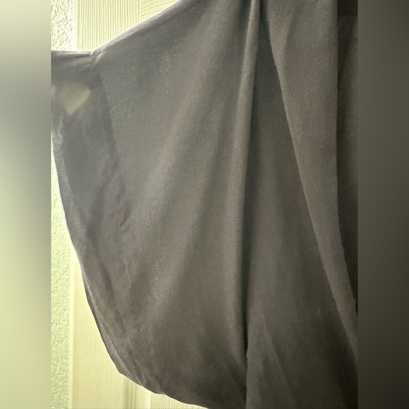 Anthropologie l 0 Maeve Lightweight Navy Silk Dolman Kimono Sleeve V-Neck Blouse - Picture 2 of 9